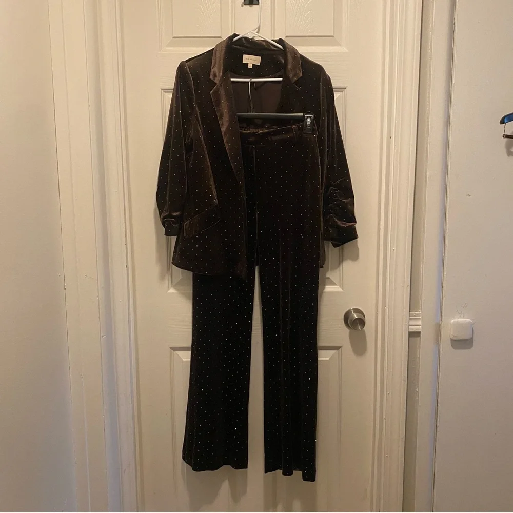 Skies Are Blue Brown Rhinestone Velvet Blazer & Pant Set - Picture 6 of 16